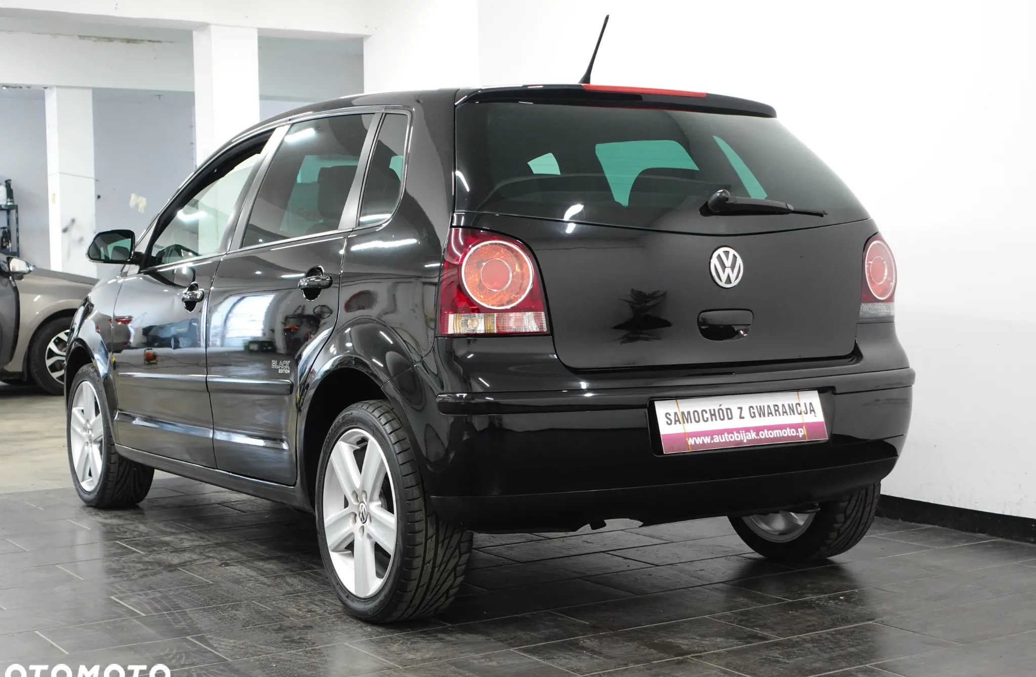 Volkswagen Polo cena 13900 przebieg: 197960, rok produkcji 2009 z Małogoszcz małe 667
